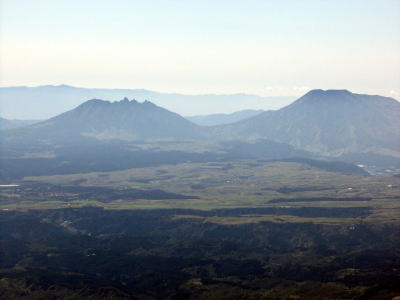 阿蘇根子岳
